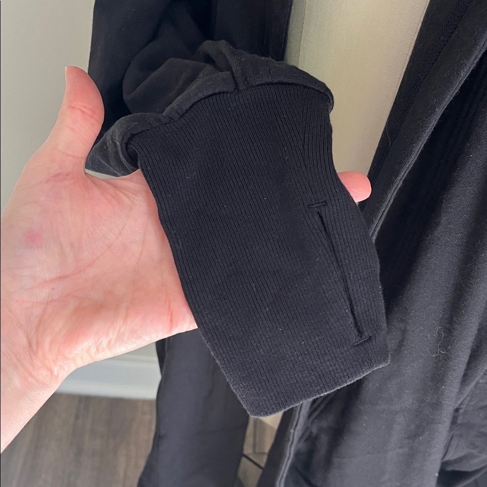 🤑LOWEST PRICE - ATHLETA Mantra Wrap Black Women's cardigan sweatshirt Jacket - Picture 8 of 16